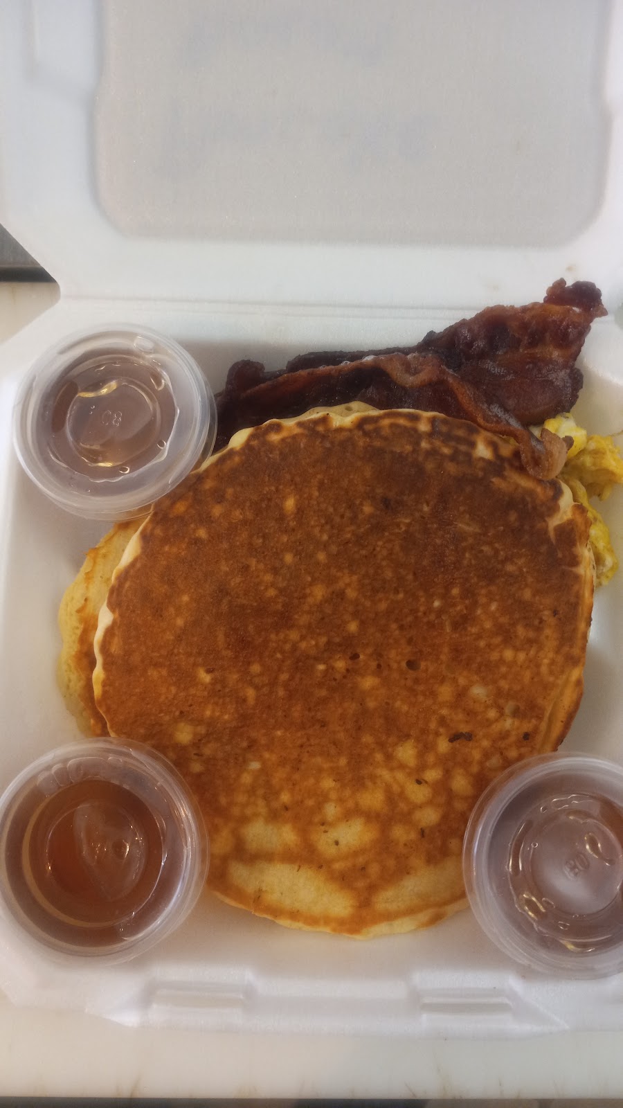 Greedy Catt Drive In | restaurant | 1943 W 51st St, Chicago, IL 60609, USA | 3125492059 OR +1 312-549-2059