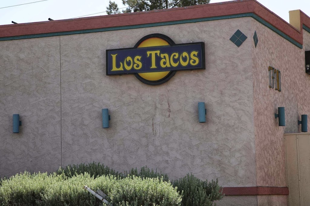 Los Tacos | restaurant | 1710 E Charleston Blvd, Las Vegas, NV 89104, USA | 7024717447 OR +1 702-471-7447