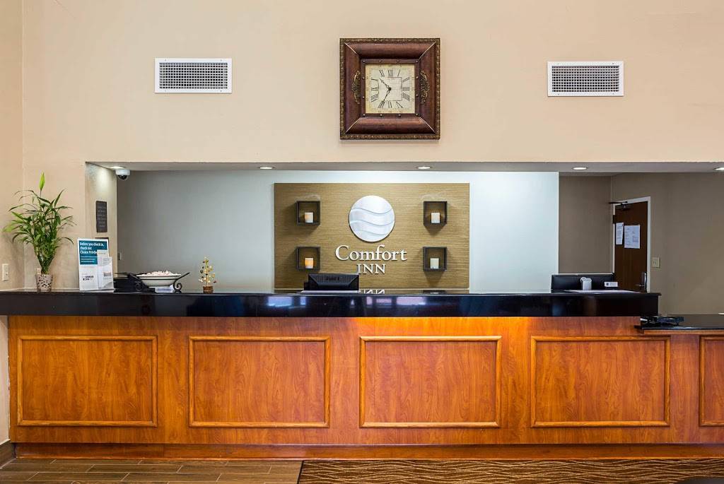 Comfort Inn | restaurant | 4924 Constitution Ave, Baton Rouge, LA 70808, USA | 2255905186 OR +1 225-590-5186