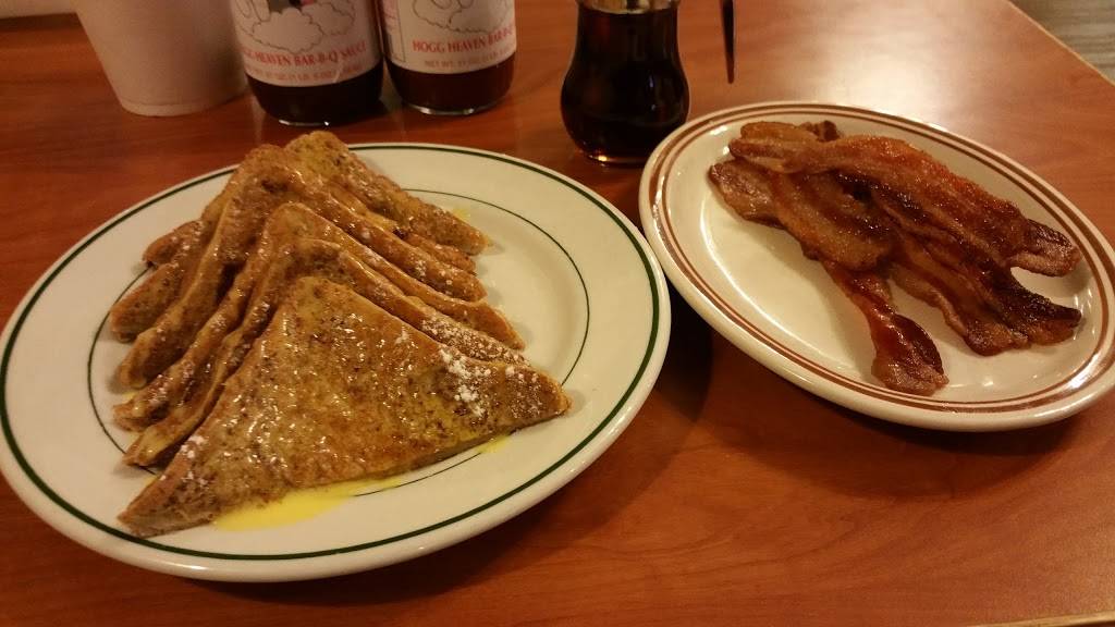 Hogg Heaven BBQ | restaurant | 411 W 9th St, Mt Carmel, IL 62863, USA | 6182627779 OR +1 618-262-7779