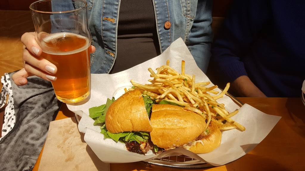 Fathers Office | restaurant | 1018 Montana Ave, Santa Monica, CA 90403, USA | 3107362224 OR +1 310-736-2224