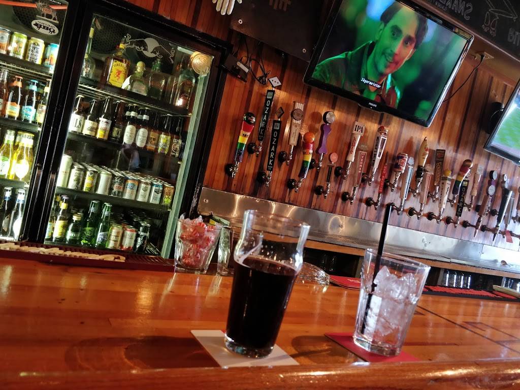 Brewskis Draft Emporium | restaurant | 408 W Dickson St, Fayetteville, AR 72701, USA | 4799736969 OR +1 479-973-6969