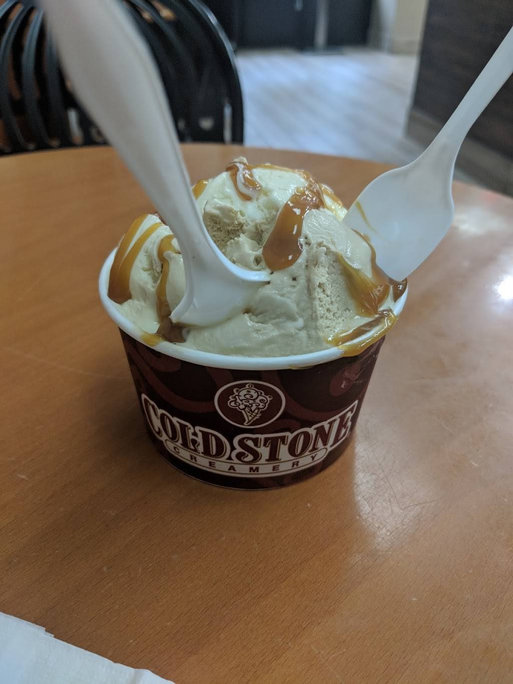 Cold Stone Creamery | bakery | 7 Corson Ave, Staten Island, NY 10301, USA | 7188768868 OR +1 718-876-8868