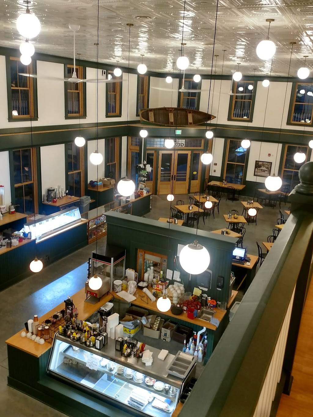 The Guzzle | restaurant | 42205 Rainbow St E, Thousand Island Park, NY 13692, USA | 3152032166 OR +1 315-203-2166