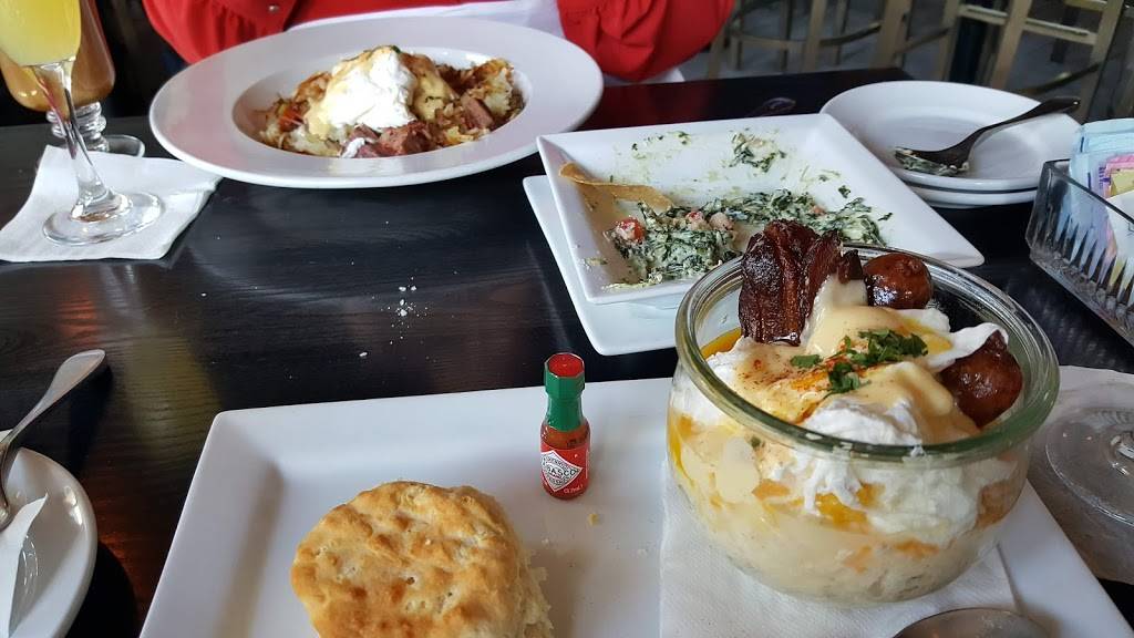 Summit Grill | restaurant | 520 W 75th St, Kansas City, MO 64114, USA | 8163619788 OR +1 816-361-9788