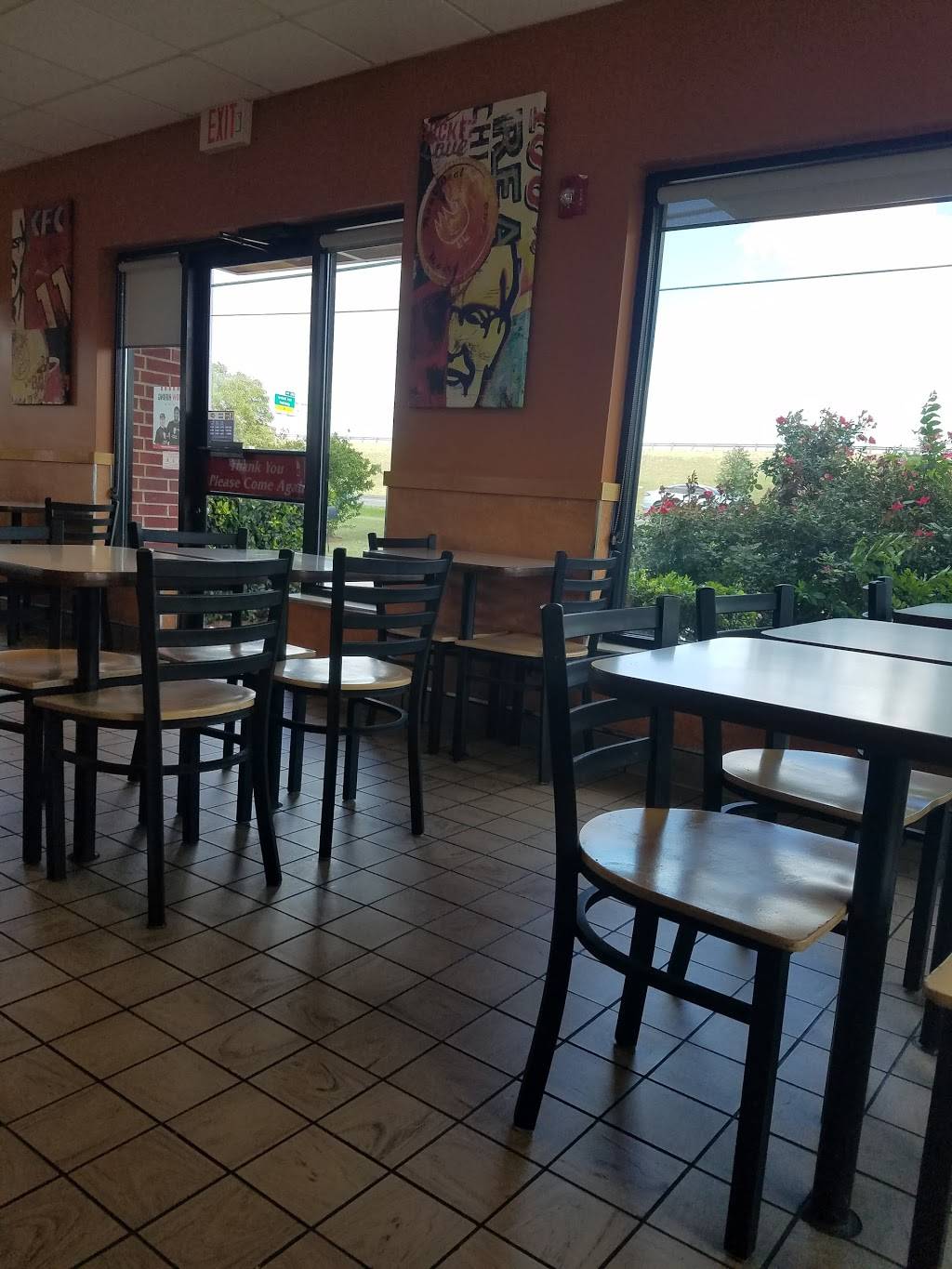 KFC | restaurant | 14824 N Interstate Hwy 35 Suite D, Austin, TX 78728, USA | 5122527318 OR +1 512-252-7318