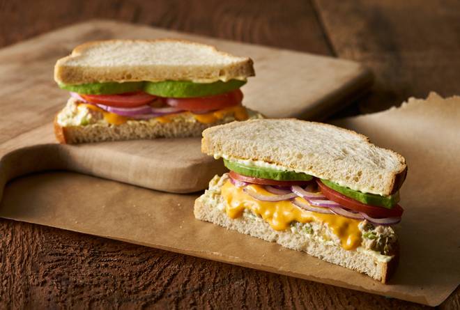 Eriks DeliCafé | Capitola | meal takeaway | 1475 41st Ave, Capitola, CA 95010, USA | 8314754646 OR +1 831-475-4646