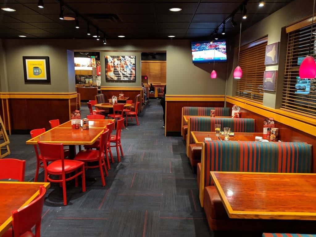 Red Robin Gourmet Burgers and Brews | restaurant | 1313 S, Foothill Dr, Salt Lake City, UT 84108, USA | 8015820632 OR +1 801-582-0632