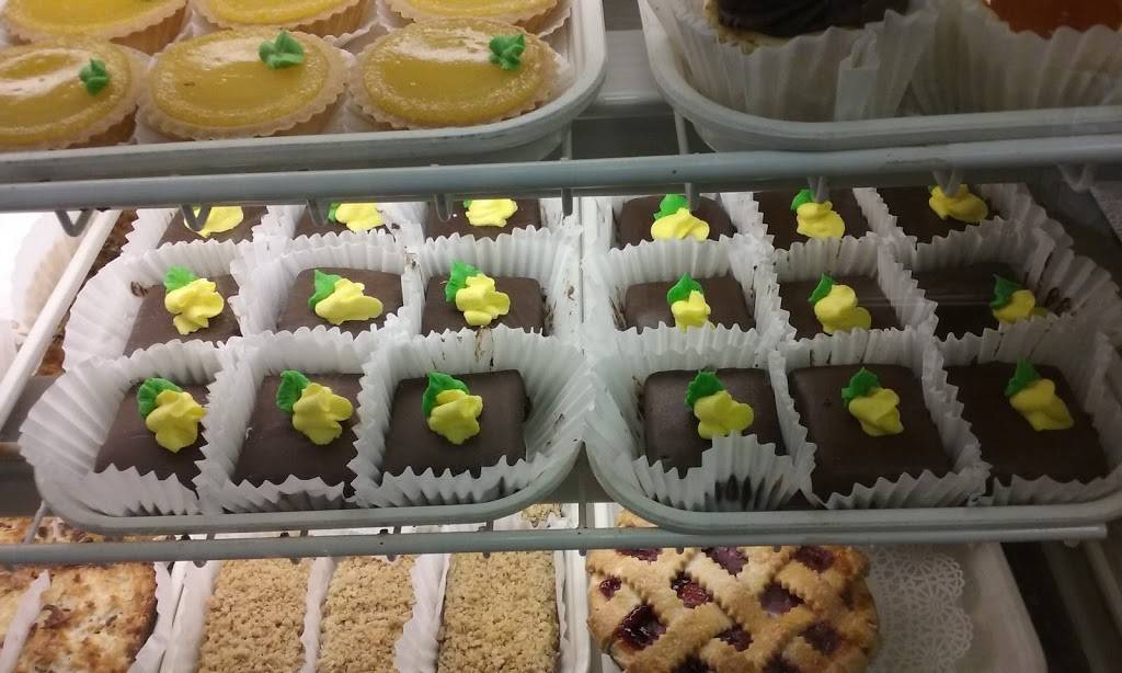 The Clinton House | restaurant | 2 W Main St, Clinton, NJ 08809, USA | 9087306230 OR +1 908-730-6230