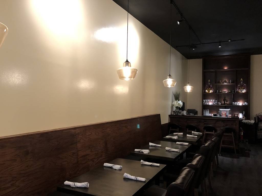 Lemongrass Thai Eatery | restaurant | 12835 Preston Rd Suit 310, Dallas, TX 75230, USA | 4694669222 OR +1 469-466-9222