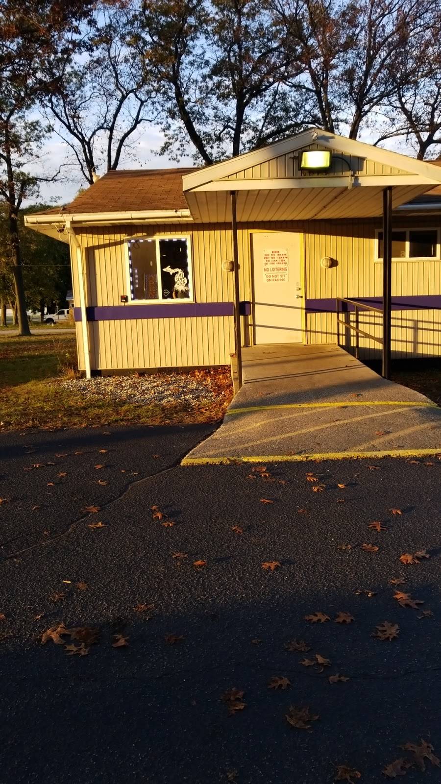 Wolfies Pizza and Subs | meal takeaway | 420 S Wolf Lake Rd, Muskegon, MI 49442, USA | 2317882600 OR +1 231-788-2600