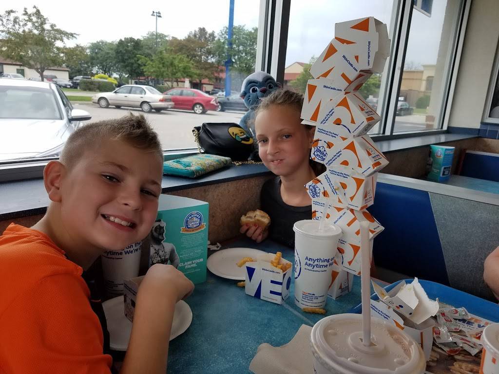 White Castle | restaurant | 1620 Stringtown Rd, Grove City, OH 43123, USA | 6148712546 OR +1 614-871-2546