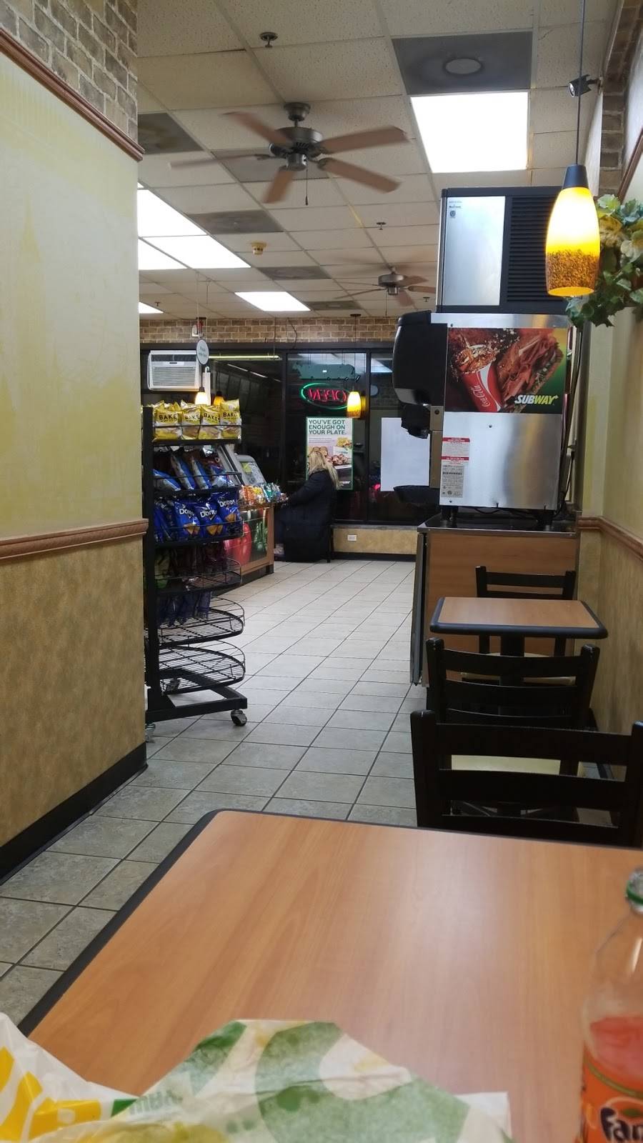Subway Restaurants | restaurant | 821 Hempstead Turnpike, Elmont, NY 11003, USA | 5166166200 OR +1 516-616-6200