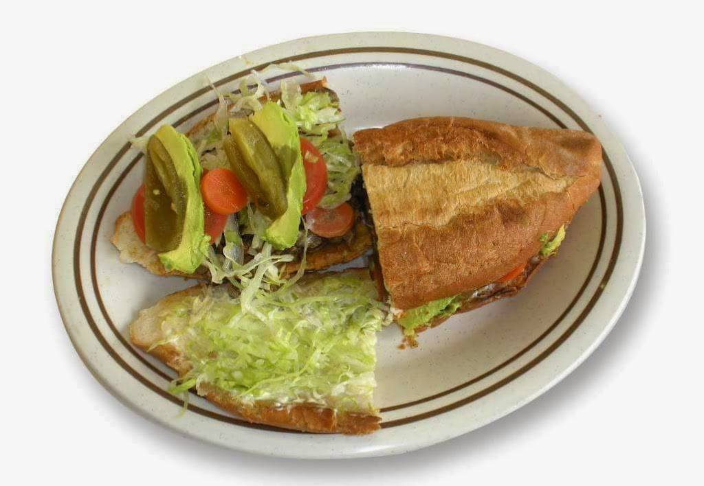 La Oaxaqueña Taqueria and Grocery Store | restaurant | 2795 Davis Blvd, Naples, FL 34104, USA | 2397327565 OR +1 239-732-7565