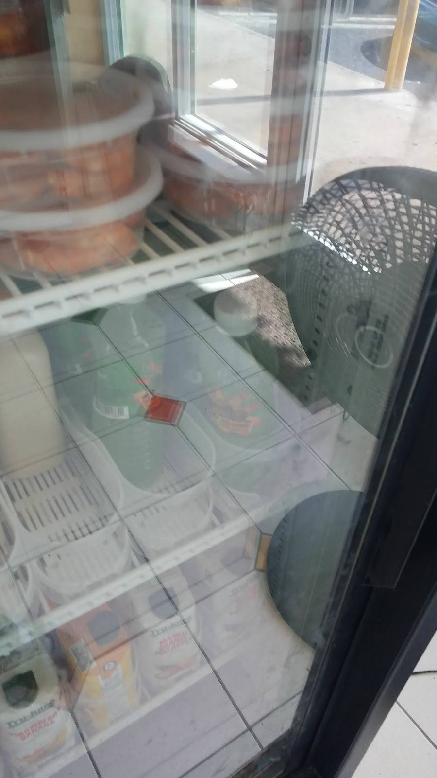 The Patty Place | restaurant | 19547 NW 2nd Ave, Miami Gardens, FL 33169, USA | 3056521787 OR +1 305-652-1787