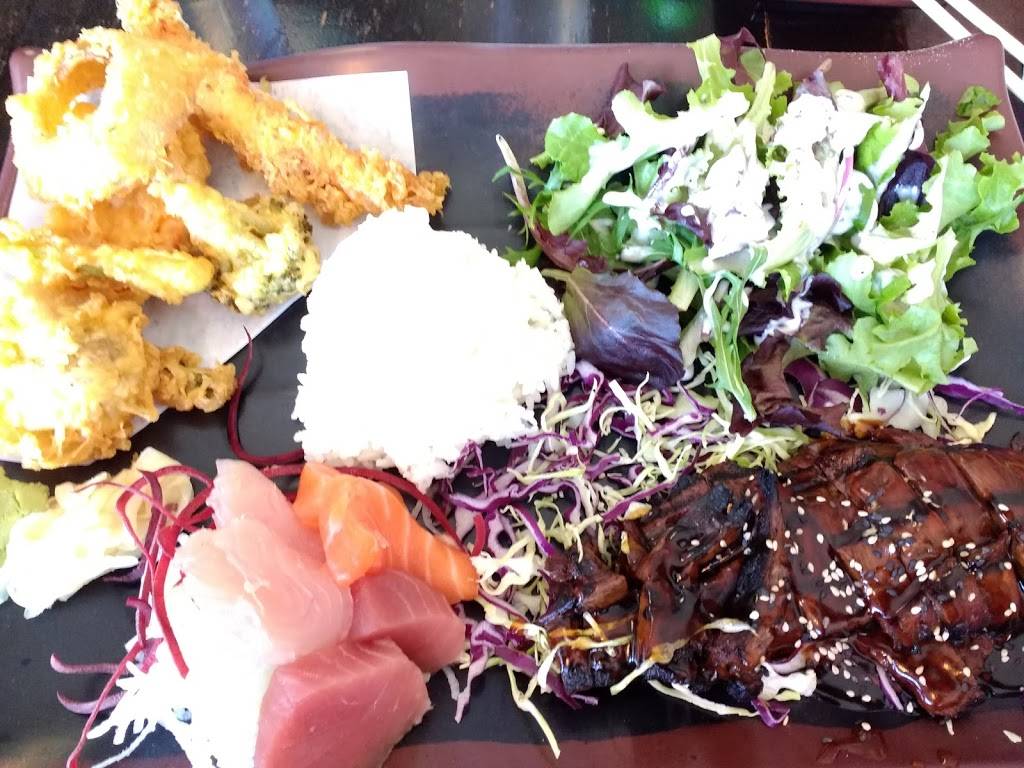 Akira Sushi | restaurant | 1222 Soquel Ave, Santa Cruz, CA 95062, USA | 8316007093 OR +1 831-600-7093