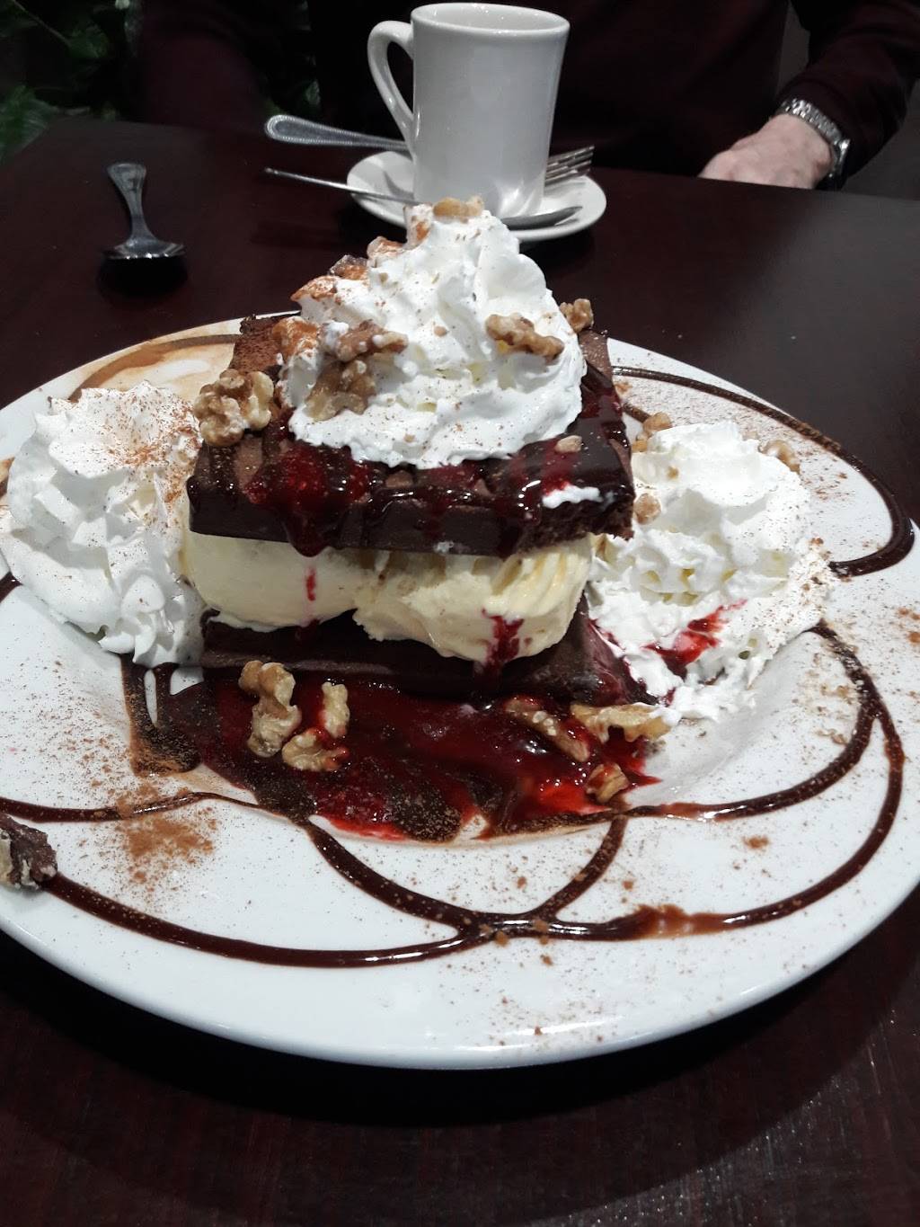 Strings Italian Cafe | restaurant | 2601 Oakdale Rd, Modesto, CA 95355, USA | 2095789777 OR +1 209-578-9777