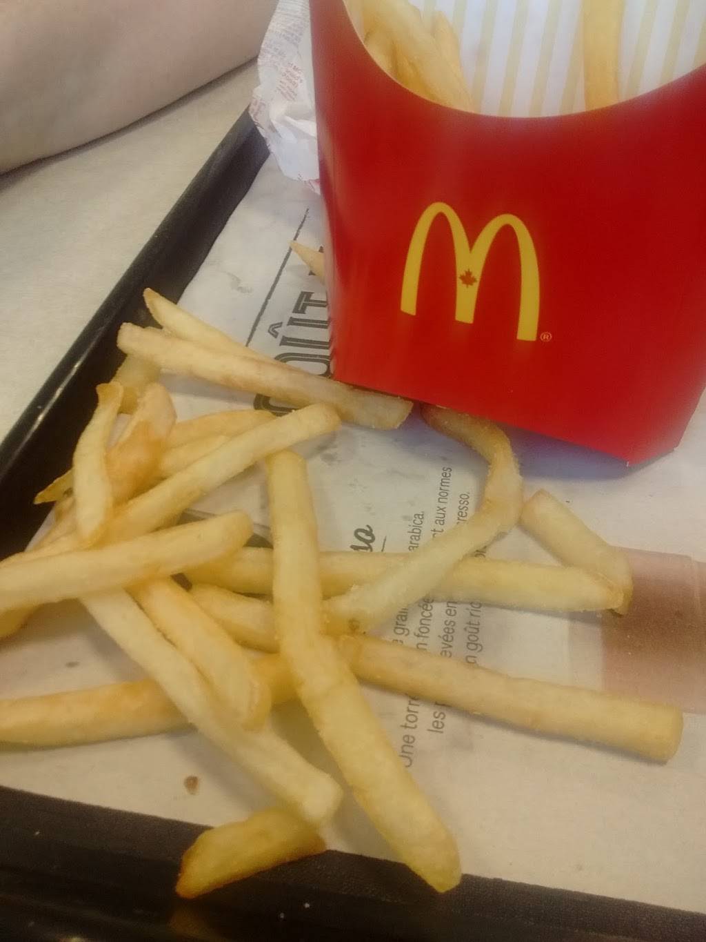 McDonalds | cafe | 100 Boulevard Omer-Marcil, Saint-Jean-sur-Richelieu, QC J2W 2X2, Canada | 4503483121 OR +1 450-348-3121