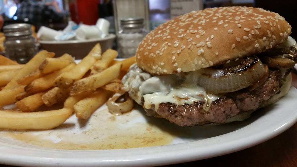 Williams Cafe | cafe | 19636 30th Ave, Barryton, MI 49305, USA | 9893829602 OR +1 989-382-9602