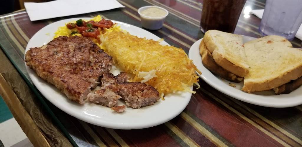 Exeter Whistle Stop | restaurant | 401 E Pine St, Exeter, CA 93221, USA | 5595921100 OR +1 559-592-1100