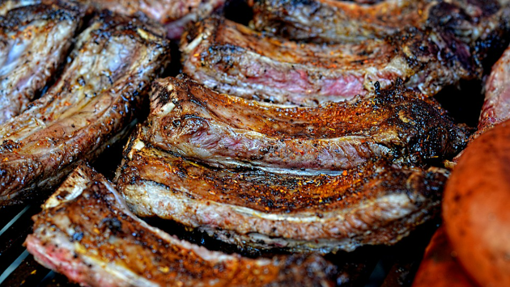 Little River Grill | restaurant | 2395 Tyler Rd, Christiansburg, VA 24073, USA | 5406393399 OR +1 540-639-3399