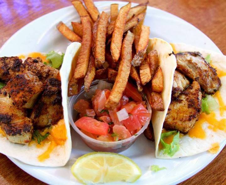 Ricks Reef | restaurant | 6712 Gulf Blvd, St Pete Beach, FL 33706, USA | 7278260752 OR +1 727-826-0752