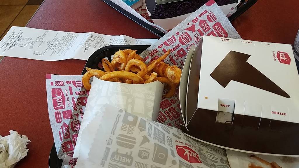 Jack in the Box | restaurant | 2689 Pinole Valley Rd, Pinole, CA 94564, USA | 5107582346 OR +1 510-758-2346