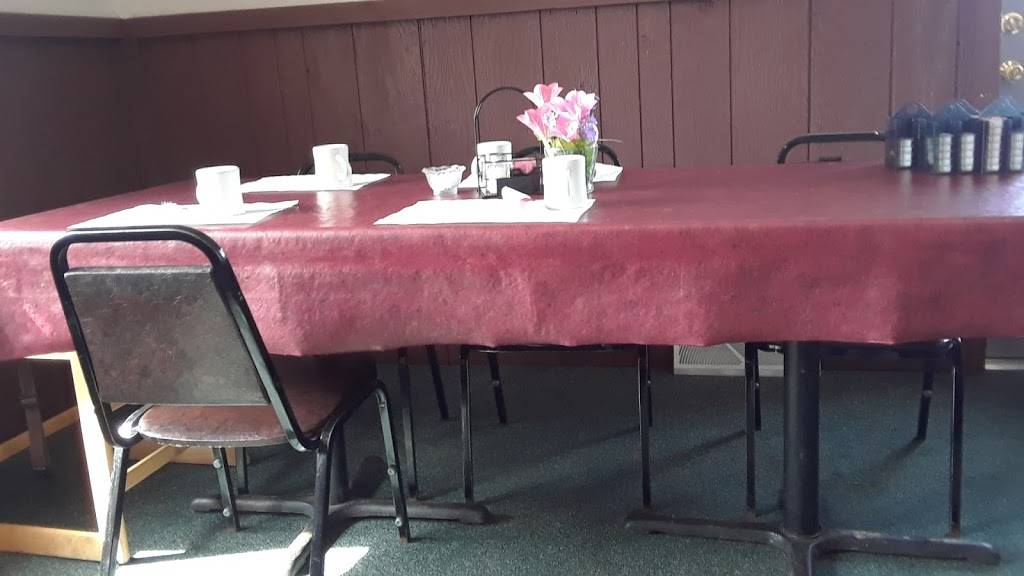 Mas Place | restaurant | 5375 State Rd 17, Gleason, WI 54435, USA | 7158733377 OR +1 715-873-3377