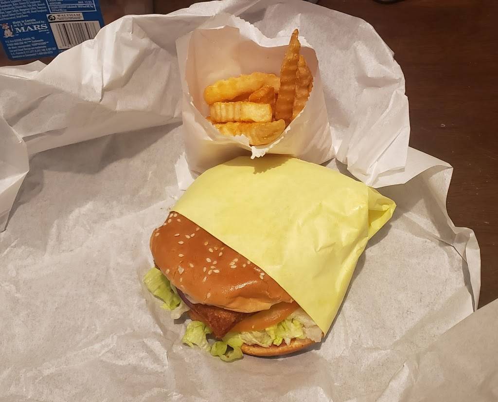 Rainbow drive in #2 | restaurant | 1921 W Tulare Ave, Visalia, CA 93277, USA | 5597400111 OR +1 559-740-0111