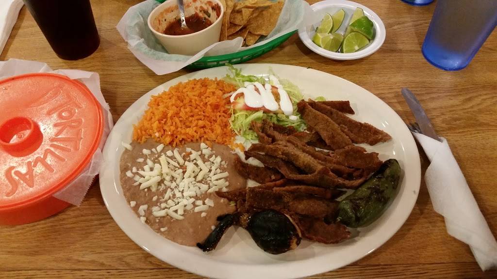 Taqueria Muniz | restaurant | 518 S Lake St, Aurora, IL 60506, USA | 6308968727 OR +1 630-896-8727
