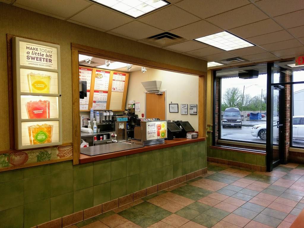 Wendys | restaurant | 5460 N Bend Rd, Cincinnati, OH 45247, USA | 5134267928 OR +1 513-426-7928