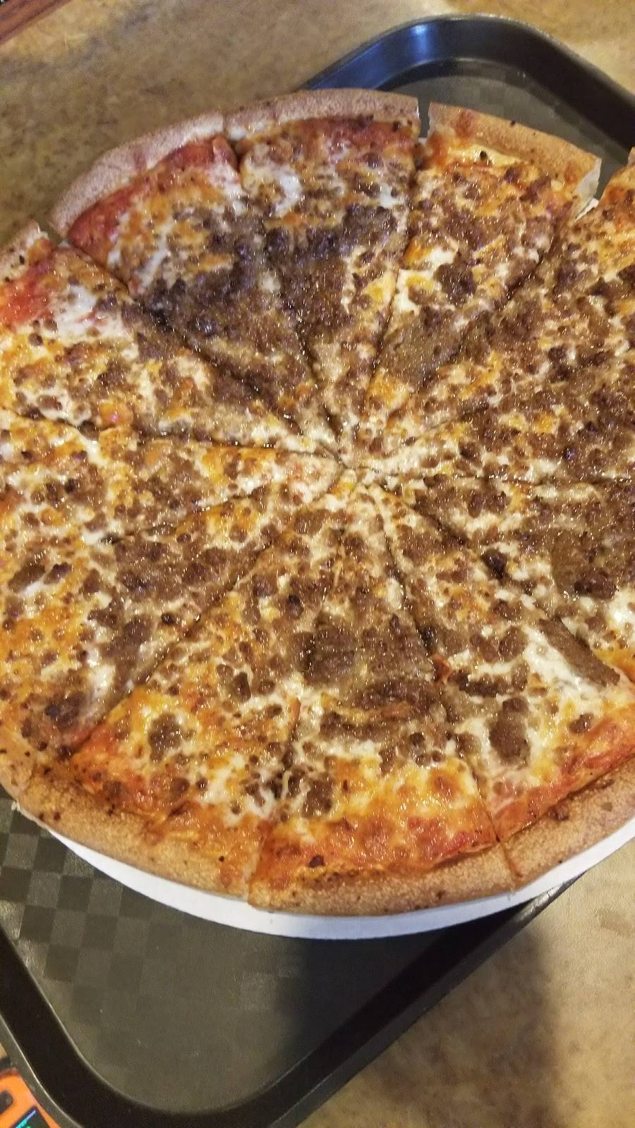 Central Pizza | restaurant | 55 Central St, Southbridge, MA 01550, USA | 5087642541 OR +1 508-764-2541