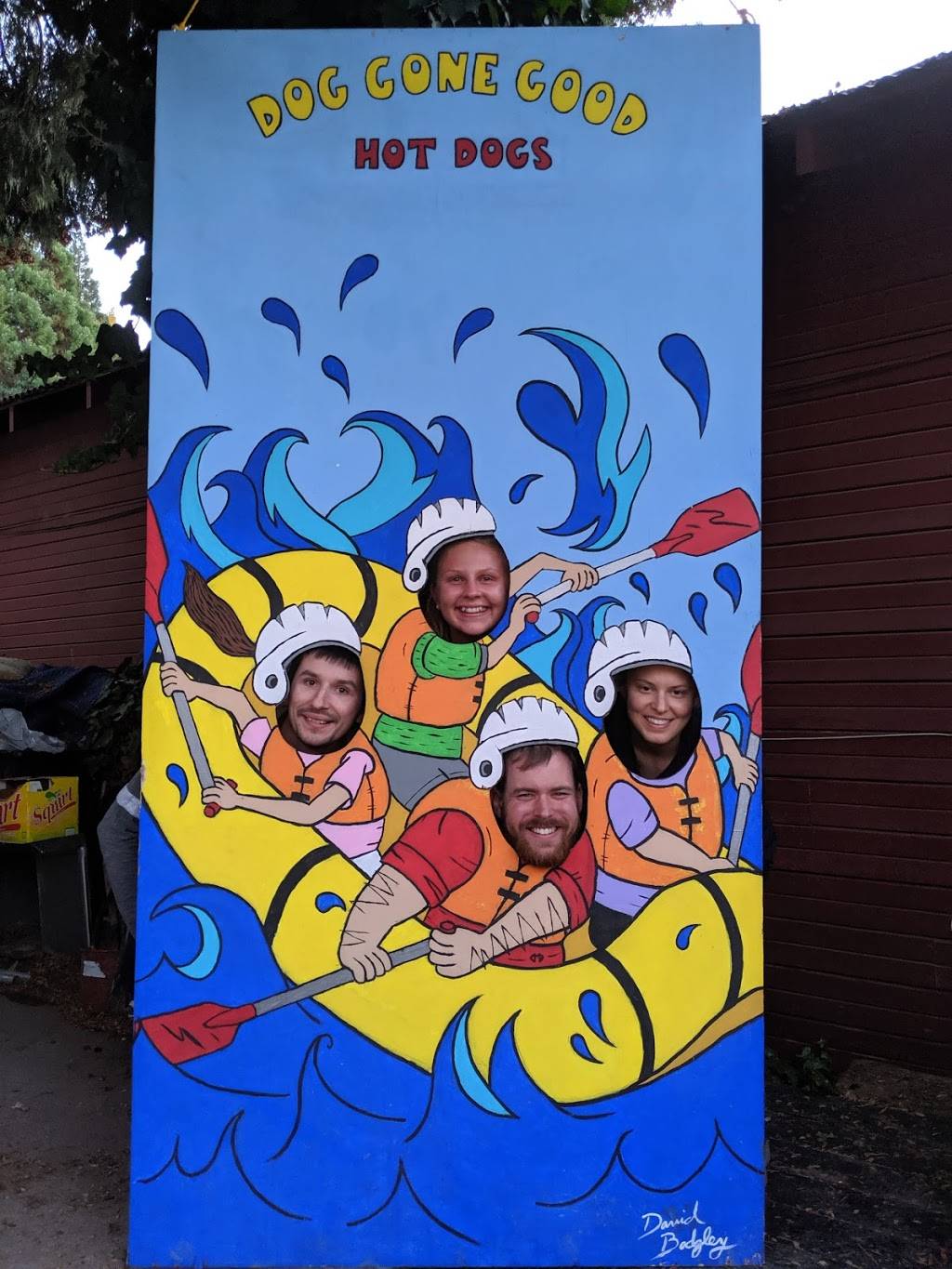 Dog Gone Good | restaurant | 18743 Main St, Groveland, CA 95321, USA | 2097705624 OR +1 209-770-5624