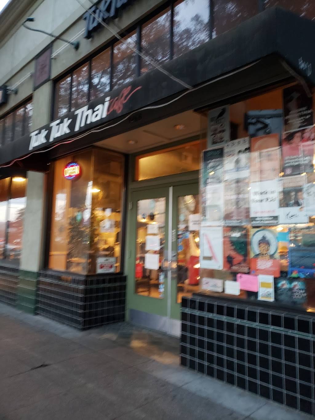 Tuk Tuk Thai Berkeley | restaurant | 2468 Shattuck Ave, Berkeley, CA 94704, USA | 5105406360 OR +1 510-540-6360