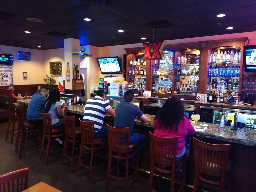 Charanda Of Fort Mill | restaurant | 1504 Carolina Pl Dr, Fort Mill, SC 29708, USA | 8035475499 OR +1 803-547-5499