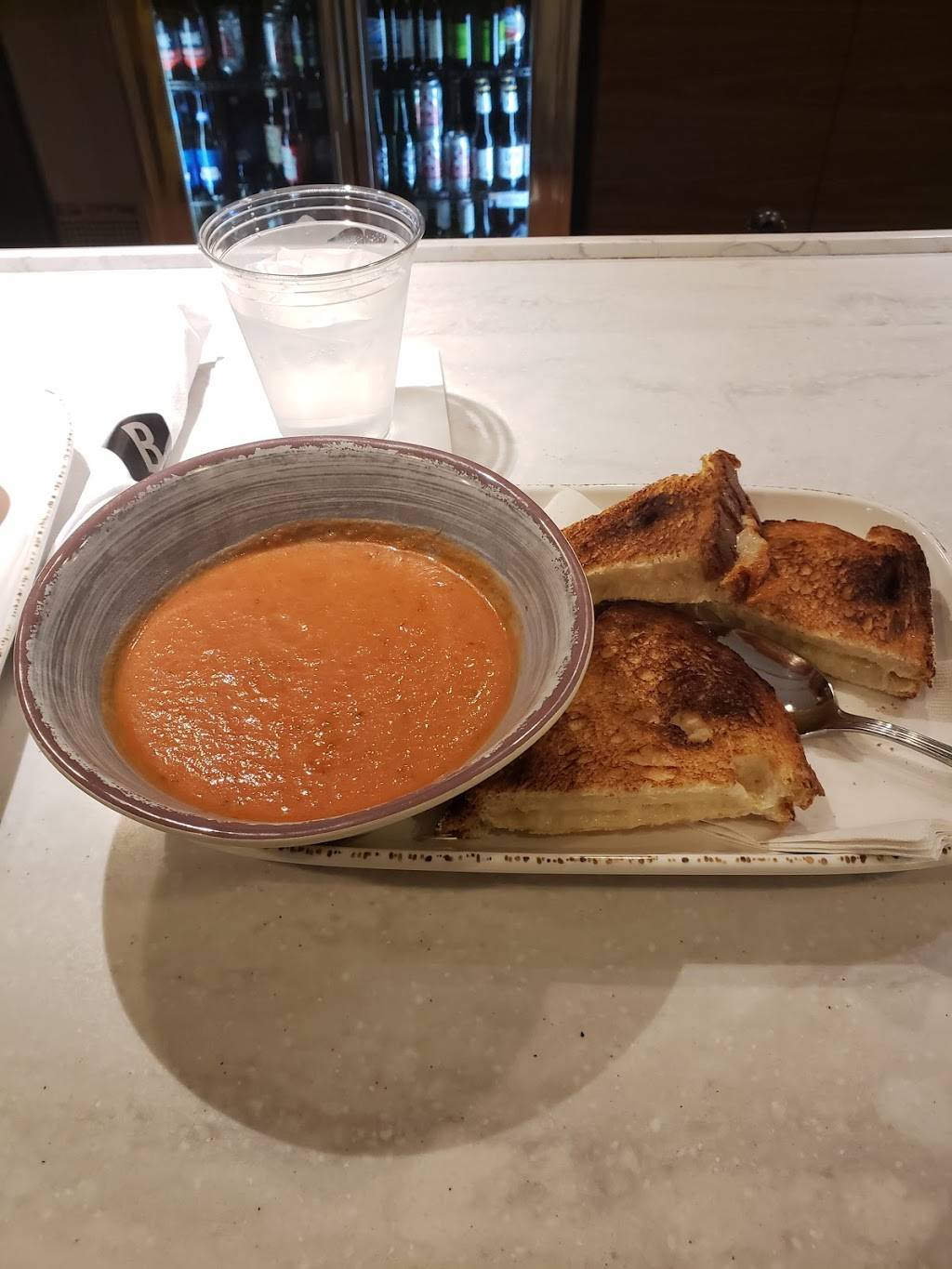 The Bistro – Eat. Drink. Connect.® | restaurant | 4641 Kenmore Ave, Alexandria, VA 22304, USA | 7037514510 OR +1 703-751-4510