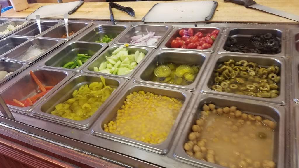 Grandmas Pizza | restaurant | 2551 Amsterdam Ave, New York, NY 10033, USA | 2129274895 OR +1 212-927-4895