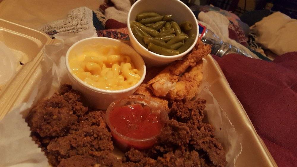 Sams Fish & Chicken | restaurant | 11701 W US Hwy 24, Independence, MO 64054, USA | 8166565117 OR +1 816-656-5117