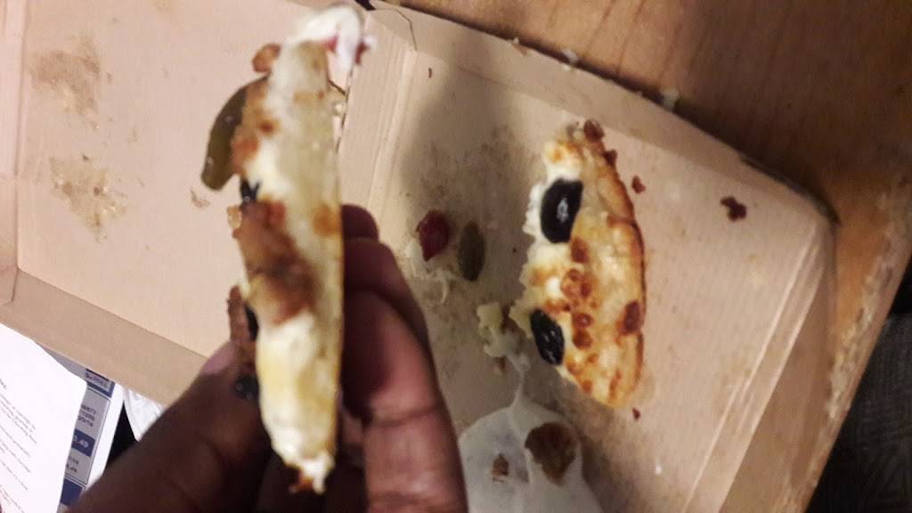 Pizza Hut | restaurant | 7650 I-35 E, #100, Corinth, TX 76210, USA | 9402702010 OR +1 940-270-2010