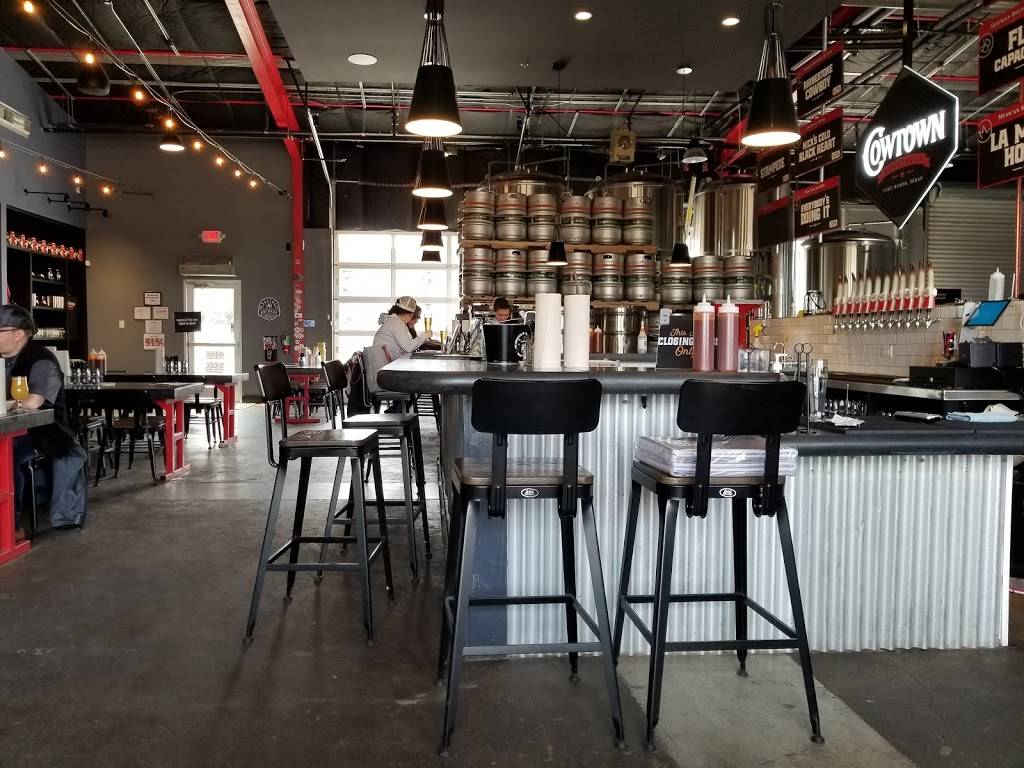 Cowtown Brewing Co | restaurant | 1301 E Belknap St, Fort Worth, TX 76102, USA | 8174895800 OR +1 817-489-5800