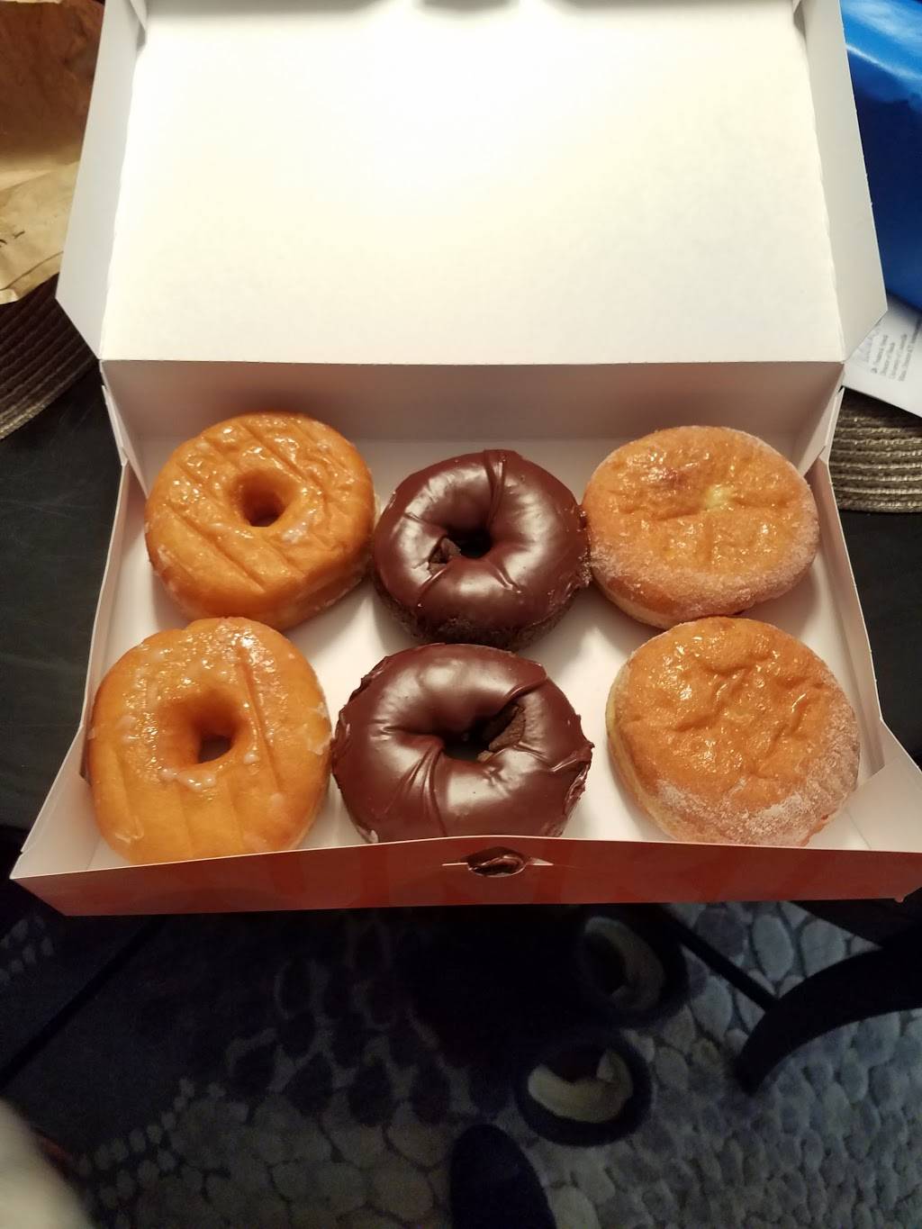 Dunkin | bakery | 12401 Shelbyville Rd, Louisville, KY 40243, USA | 5023849276 OR +1 502-384-9276