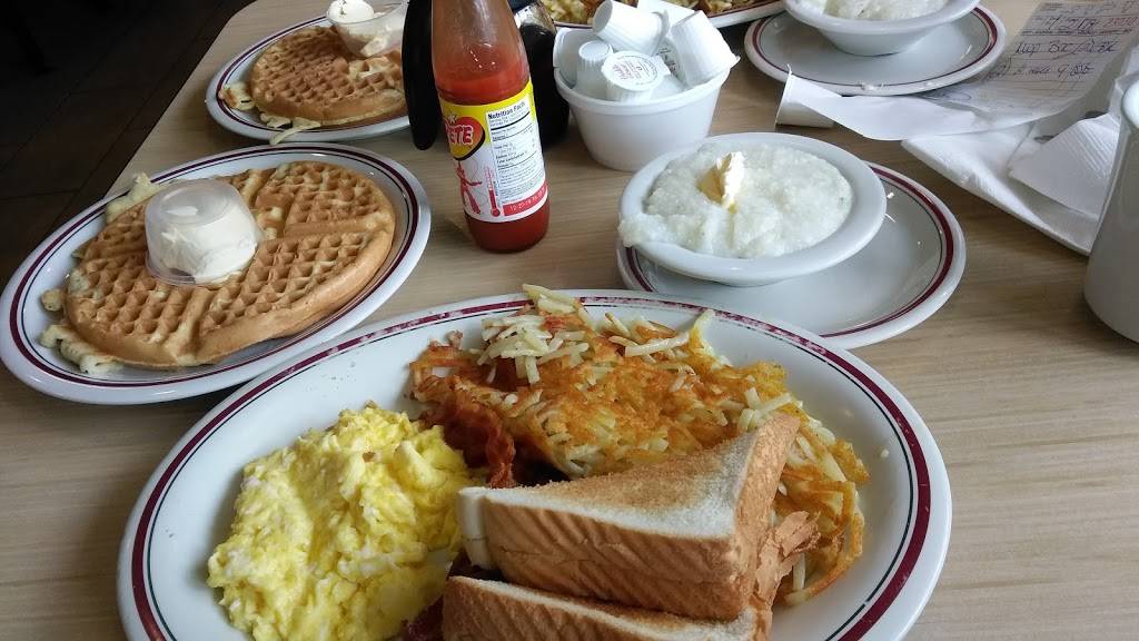 Huddle House | restaurant | 2531 US-25 BUS, Greenwood, SC 29646, USA | 8649432400 OR +1 864-943-2400