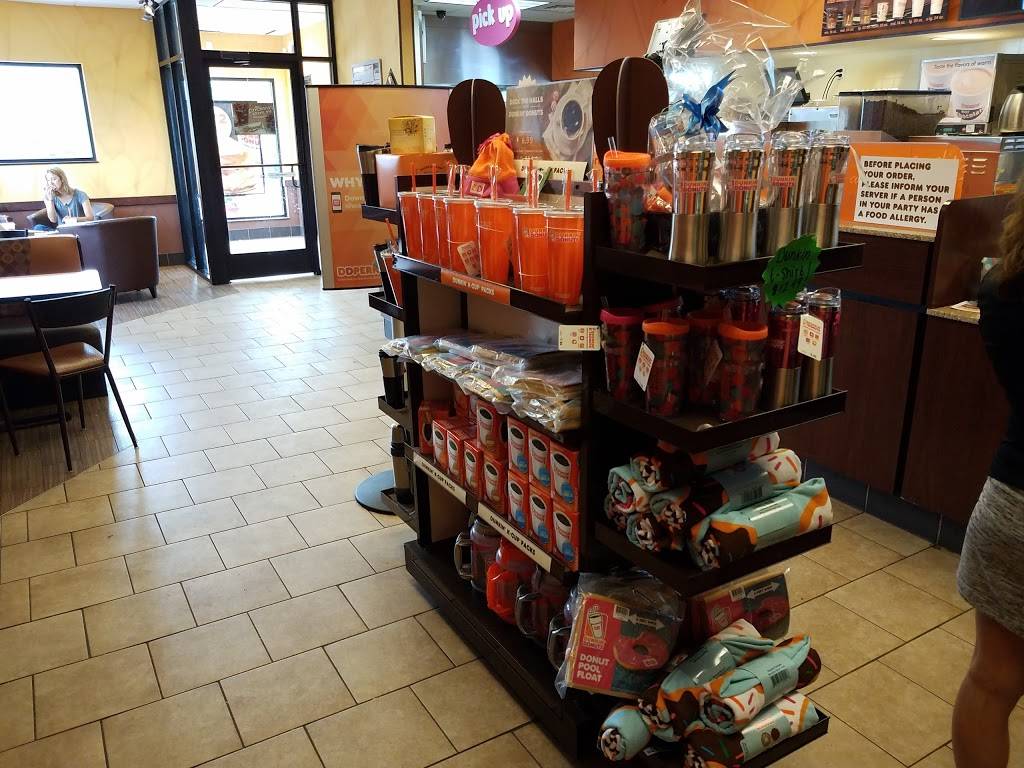 Dunkin | bakery | W3208 County Rd KK, Appleton, WI 54915, USA | 9207337740 OR +1 920-733-7740
