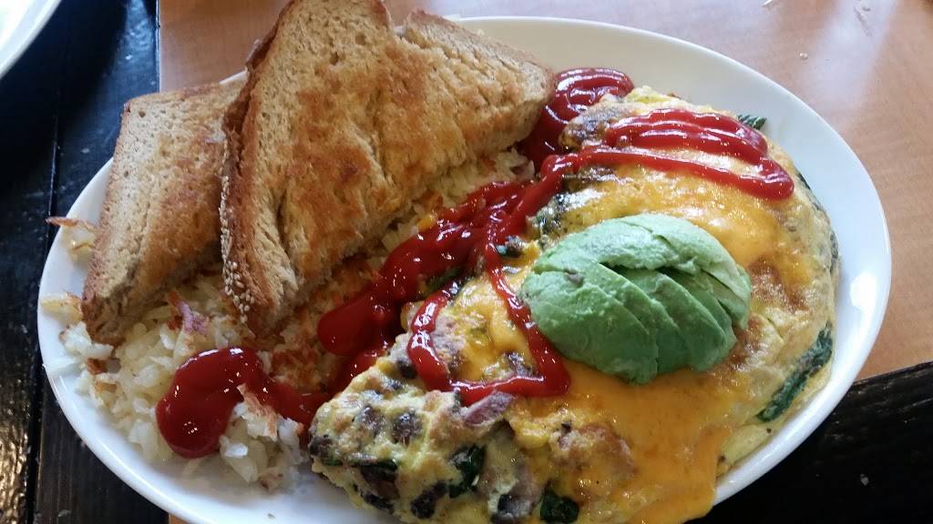 Heritage Family Pantry | restaurant | 5809 Lakewood Blvd, Lakewood, CA 90712, USA | 5627887659 OR +1 562-788-7659