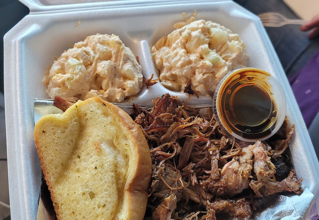 Vincent Family BBQ | restaurant | 1122 St Mary St, Scott, LA 70583, USA | 3372054850 OR +1 337-205-4850