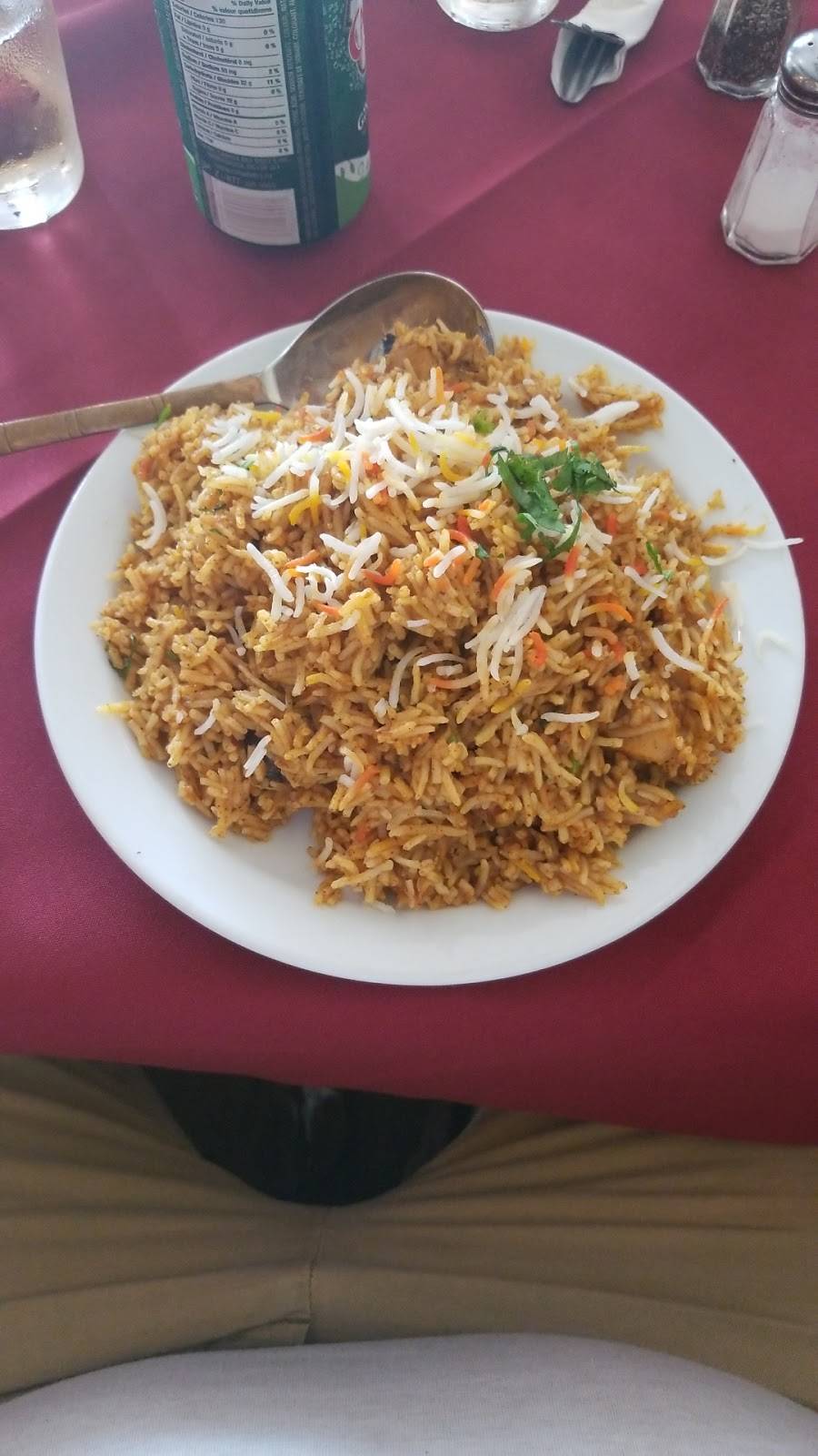 Bombay Grill Restaurant | restaurant | 1070, 32 Stone Church Rd E #32, Hamilton, ON L8W 3K8, Canada | 9053850888 OR +1 905-385-0888