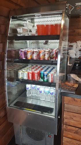 Detroit Wing Company | restaurant | 23327 Greenfield Rd, Southfield, MI 48075, USA | 2483077391 OR +1 248-307-7391