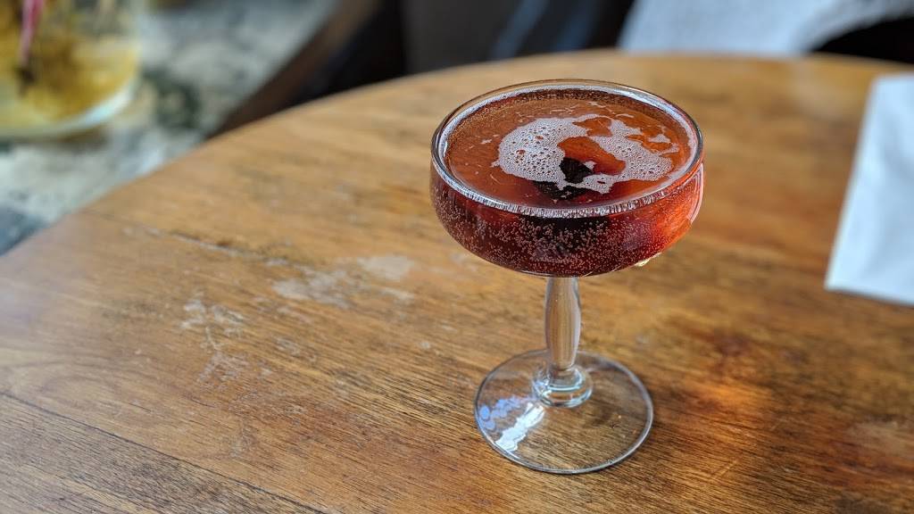 The Table | restaurant | 21 E 5th Ave #101, Columbus, OH 43201, USA | 6142914555 OR +1 614-291-4555