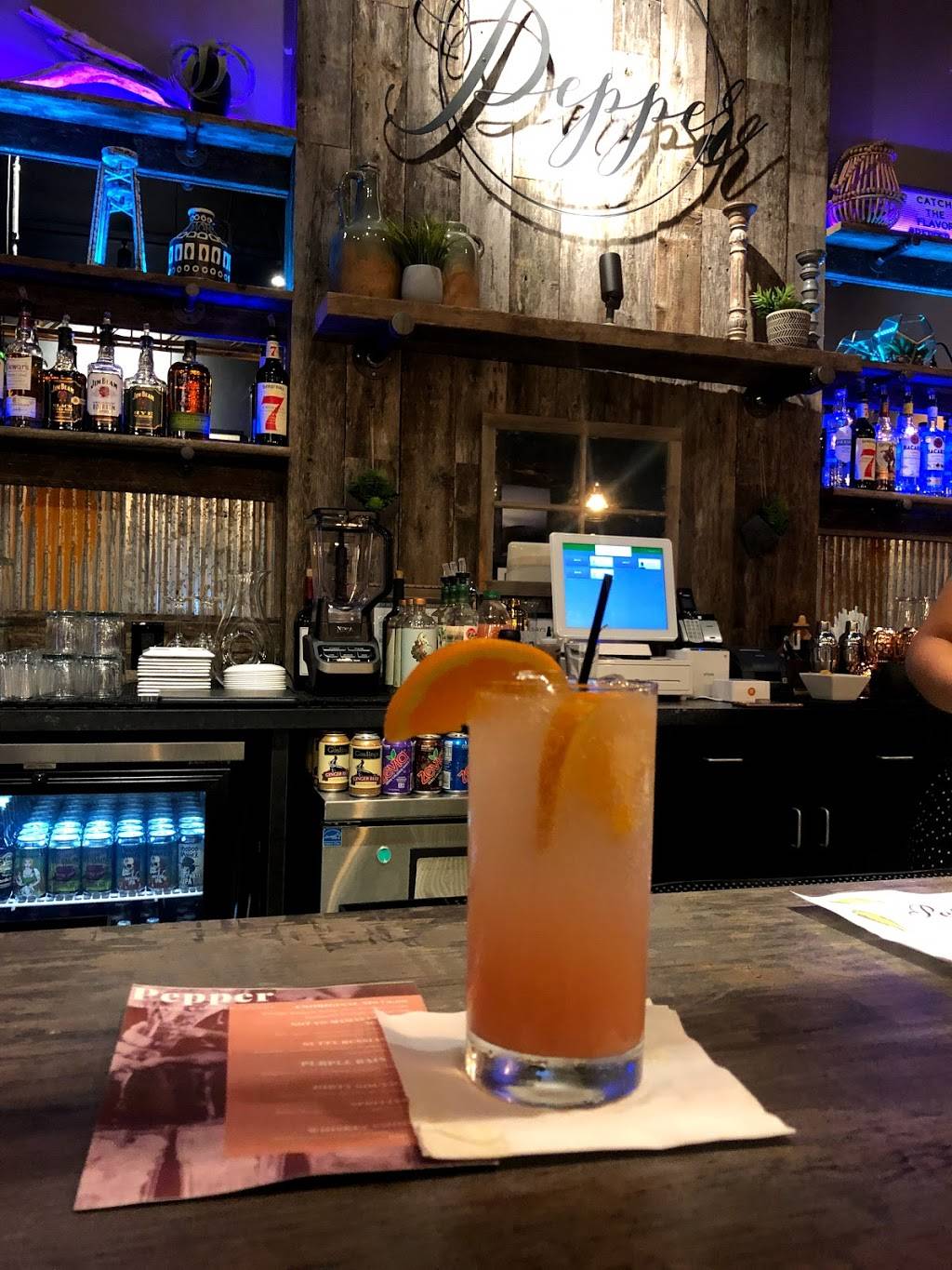 Pepper | restaurant | 114 S Broadway, Green Bay, WI 54303, USA | 9207704010 OR +1 920-770-4010