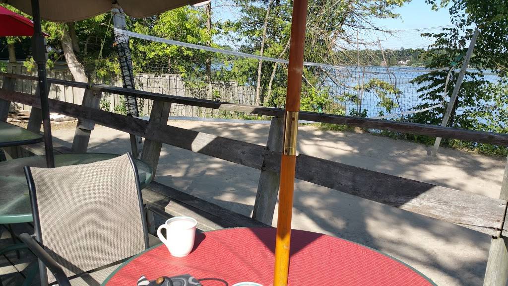 Redlys Country Kitchen | restaurant | 116 Oak Lake Rd, Stirling, ON K0K 3E0, Canada | 6133950343 OR +1 613-395-0343